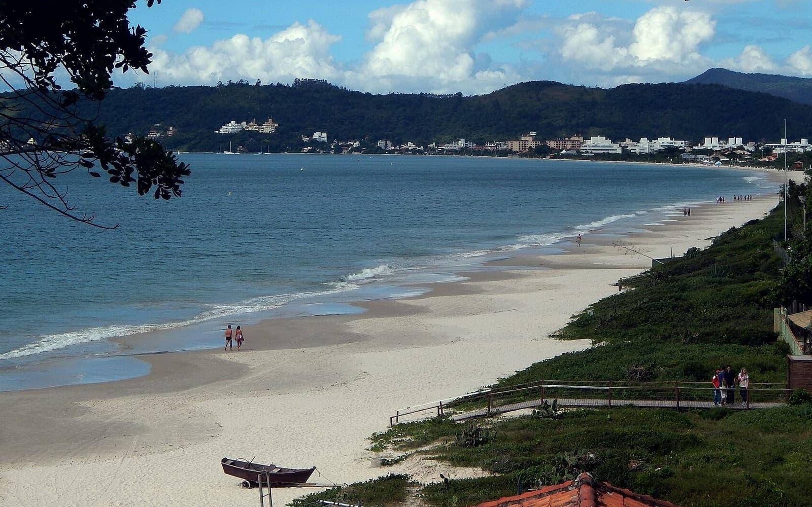 Paisagem de Jurerê, um dos destinos do passeio (foto ilustrativa do lugar, não da lancha)
